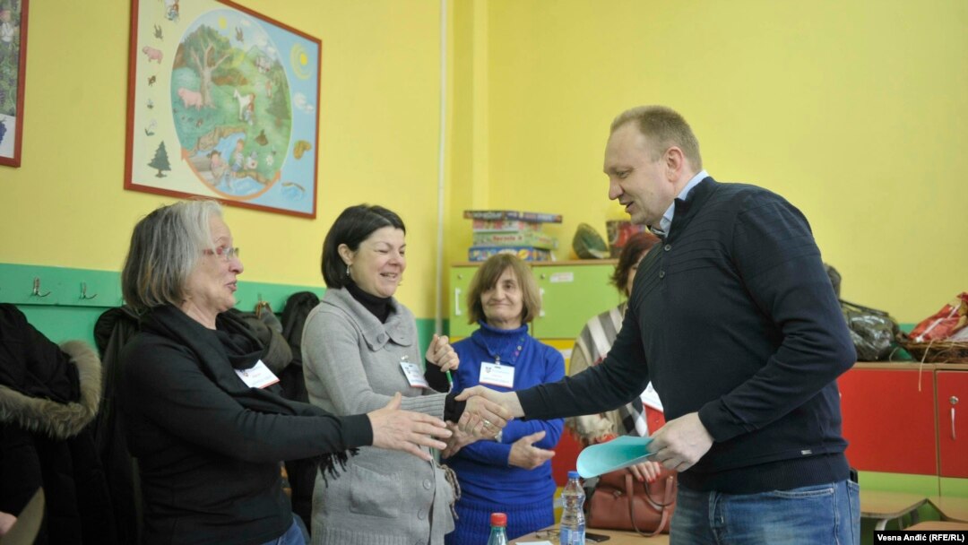  Dragan Đilas na glasačkom mjestu 4.marta u Beogradu