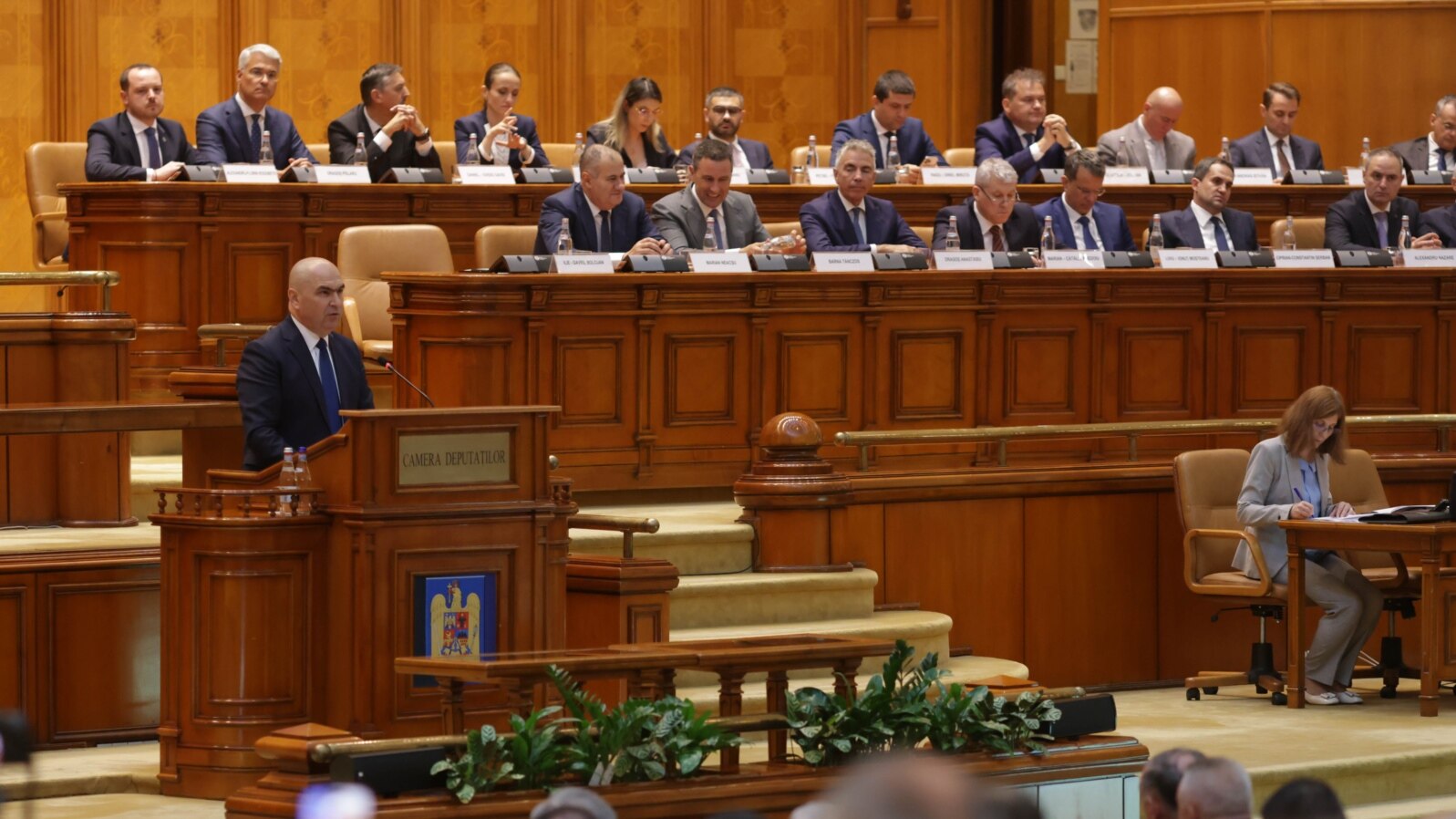 Guvernul Bolojan la votul de învestire. 23 iunie 2025. 