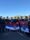 Hiljade ljudi na Mladićevoj sahrani uz državne i vojne počasti, uprkos upozorenjima Brisela i Vašingtona
