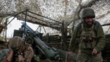 Артиллеристы 152-й егерьской бригады работают под Покровском