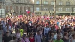 Studenti që po i prin protestave në Sllovaki