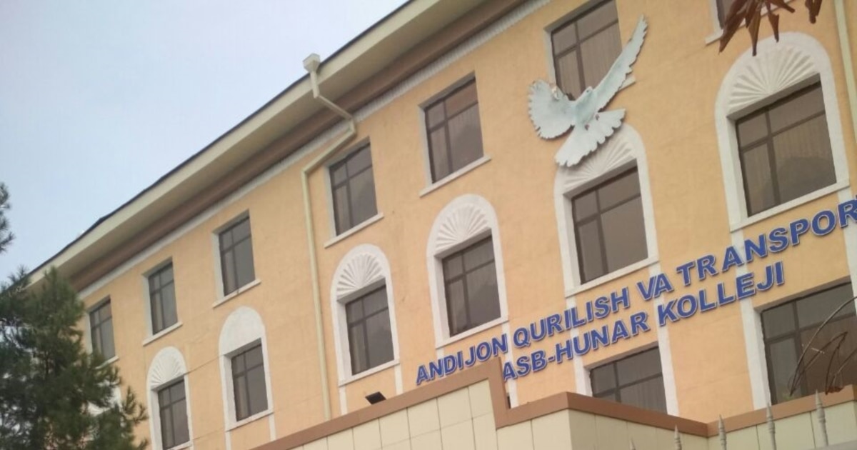 Rus buvilar uchlik jinsiy aloqa video Dayos Maladyosda jinsiy aloqa