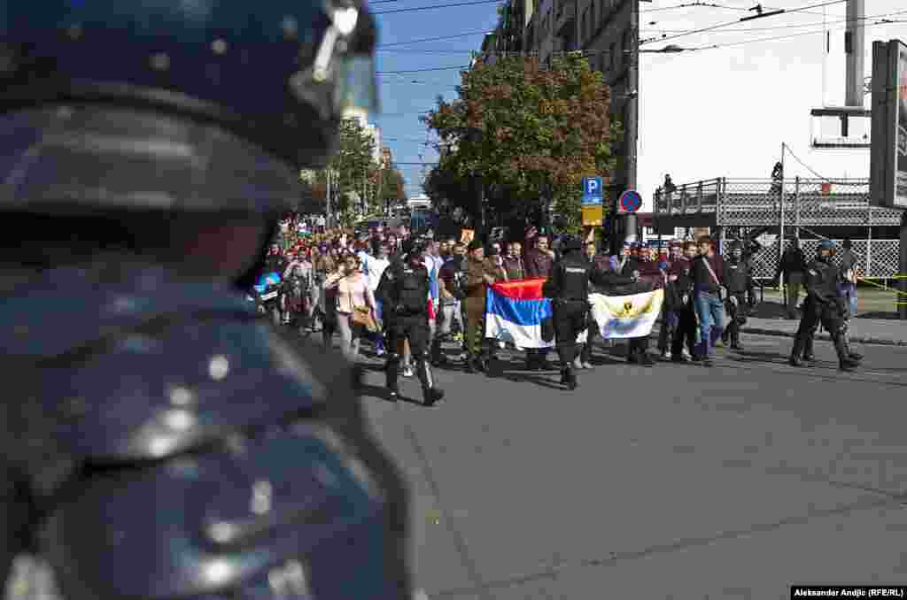 Serb nationalists and religious also held a counterdemonstration against the gay&nbsp;pride parade.&nbsp; 