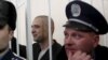 Бешеный Макс не чувствовал себя в безопасности и за решеткой