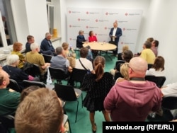 Падчас сустрэчы з Анэтай Прымакай-Онішк і Натальляй Русецкай