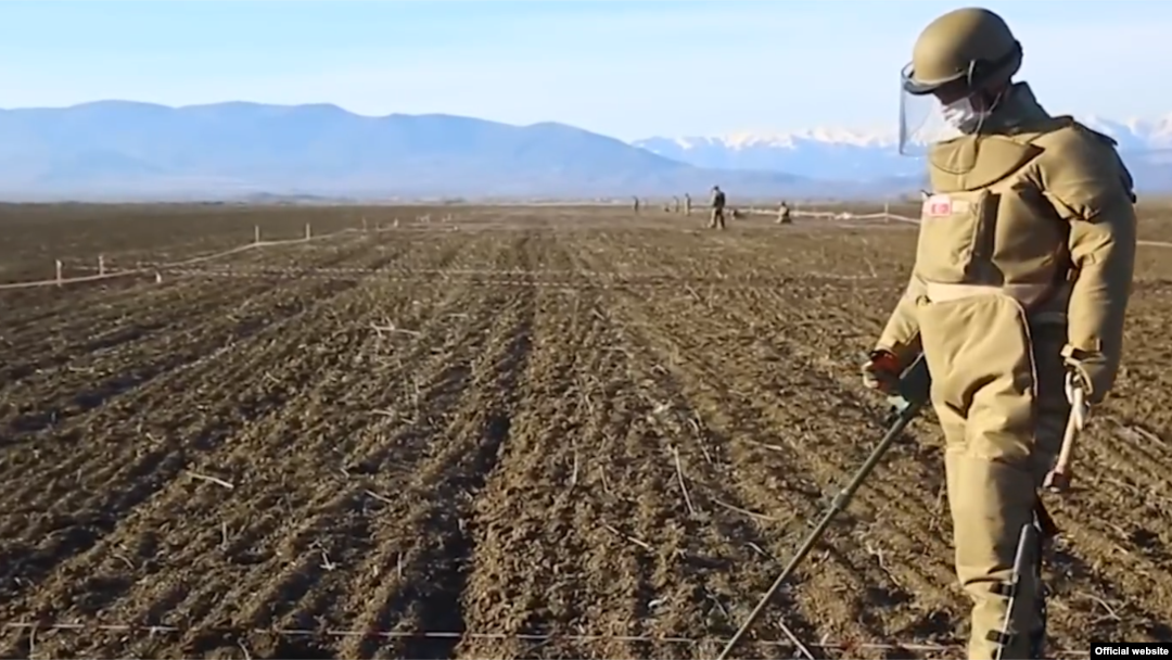 Azerbaijan's Foreign Ministry said the maps turned over by Armenia detail the location of nearly 100,000 land mines in the Agdam region of Nagorno-Karabakh. (file photo)