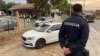 Policija ispred lokala u Višnjičkoj banji nakon pucnjave, 30. septembar 2025.