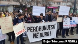 Protestë në Prishtinë, pasi mediat raportuan për një rast të sulmit seksual - Foto nga arkivi