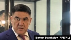 Курсан Асанов