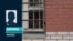 "Те кто пошли на войну, погибают на второй и третий день. Все погибают". Рассказ заключенного таджикистанца о вербовке зэков-мигрантов в РФ