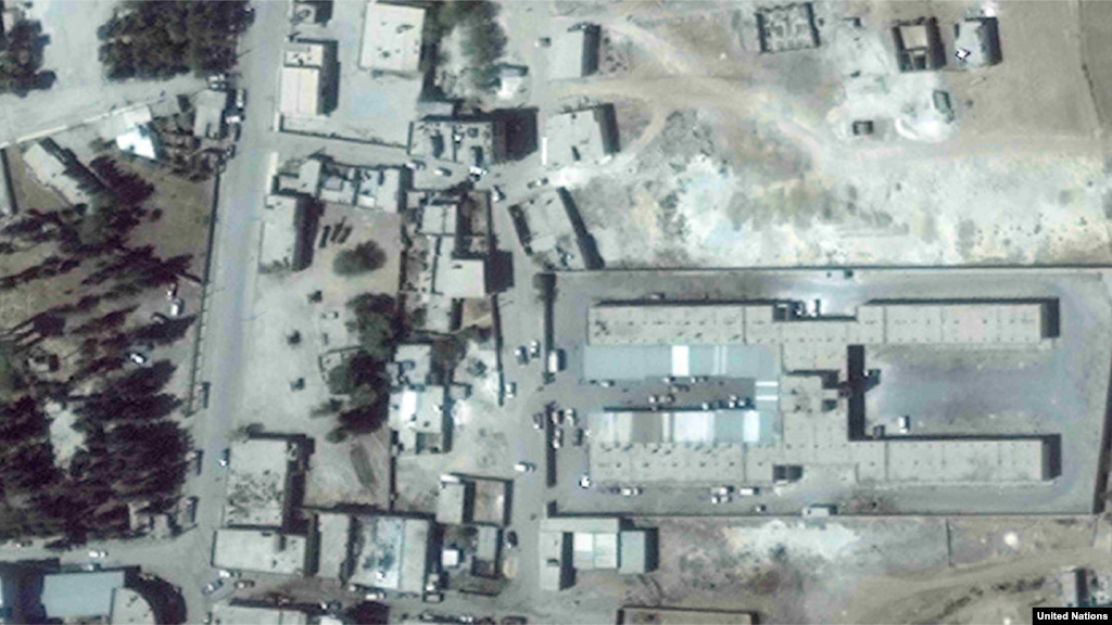 Souk Al-Hal market, Kobane 2014-2015 U Kobaneu gradu na sjeveru zemlje, Souk al-Hal market, koji se nalazi na 400 metara od granice sa Turskom, skoro je sravnjen sa zemljom. 