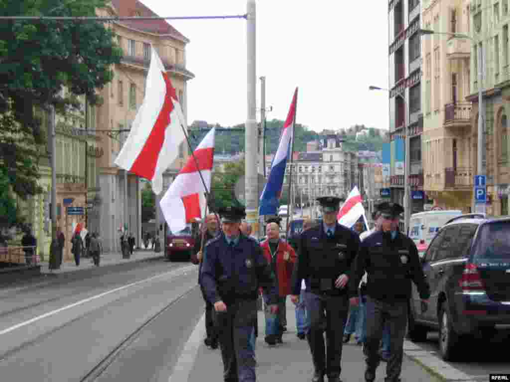 Belarusların Praqada piketi 