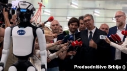 Një fabrikë robotësh humanoid, e para kineze në Evropë, hapet në Serbi, 29 gusht 2026.