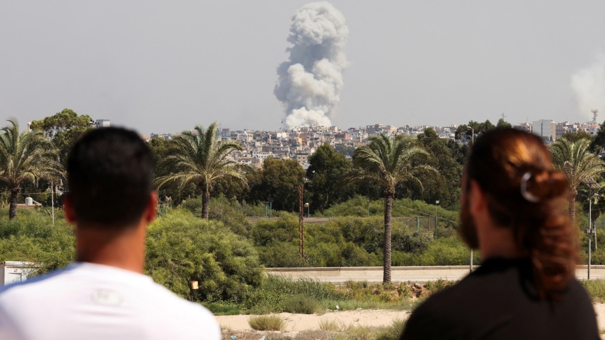 „Fogjuk egymás kezét, és imádkozunk” – élet Libanonban az izraeli bombázások alatt