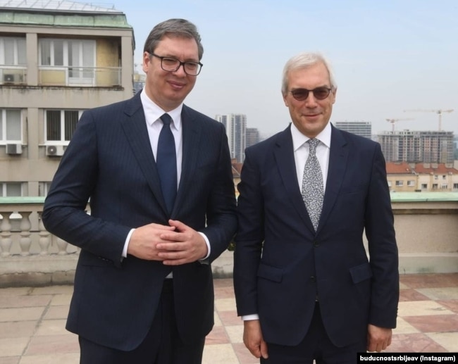 Presidenti serb, Aleksandar Vuçiq, dhe zëvendësministri i Jashtëm rus, Aleksandar Grushko. Beograd, 18 qershor 2021.