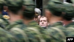 В преддверии 5-летия августовской войны 2008 года Дмитрий Медведев в опубликованном Russia Today интервью заявил, что Москва готова к восстановлению дипотношений, но на определенных условиях