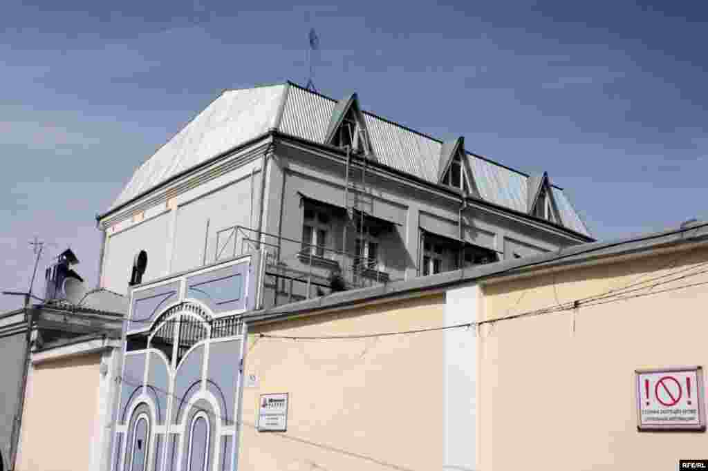 Бомпӯшиҳои рангини Душанбе #84