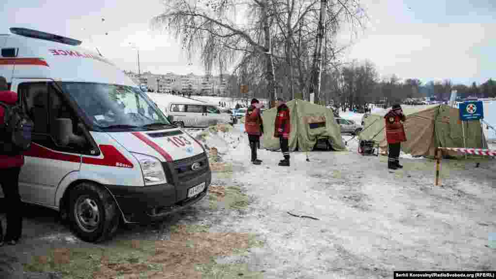 Медики та МНС готові прийти на допомогу