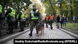 У місті Києві заплановано проведення кількох заходів, більшість із яких проходитимуть в урядовому кварталі – поліція