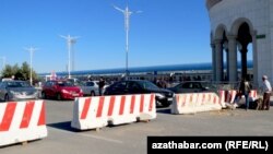 Türkmenistanda içerki hereket çäklendirmeleri 2021-nji ýylyň ýanwaryna çenli uzaldyldy.