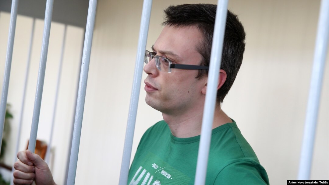 Денис Никандров