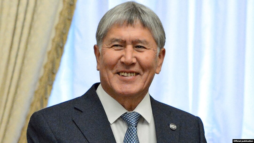Алмазбек Атамбаев.