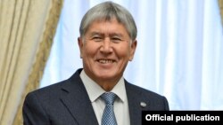 Алмазбек Атамбаев.