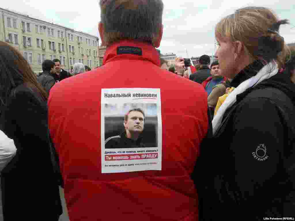 A Navalny supporter