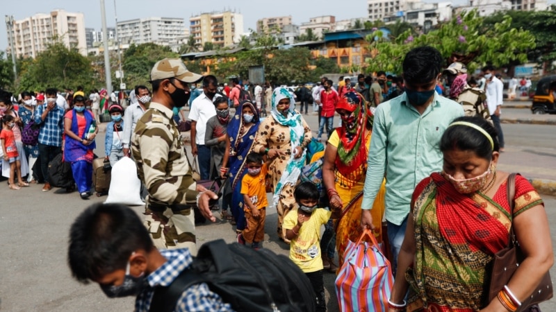 Во Индија нов рекорд заразени со ковид19, недостигаат вакцини
