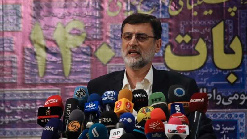 کناره‌گیری یک نامزد انتخابات ریاست جمهوری ایران به سود یک نامزد تندرو