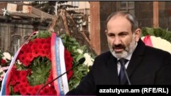 И. о. премьер-министра Армении Никол Пашинян на мероприятии, посвященном 30-й годовщине землетрясения, Гюмри, 7 декабря 2018 г. 