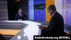 Микита Потураєв у студії Радіо Свобода, під час «Суботнього інтерв’ю»