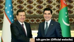 Özbegistanyň prezidenti Şawkat Mirziýoýew we Türkmenistanyň prezidenti Gurbanguly Berdimuhamedow