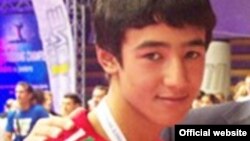 Алишер Аҳмадов