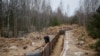 Строительство новых фортификационных линий у российской границы в Черниговской области, Украина, 28 марта 2024 года