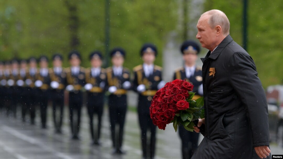 Vladimir Putin na ceremoniji 9. maja