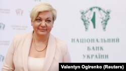 Гонтарева заявила, що в неї «не вистачить коштів» на ті судові процеси, які в цьому випадку її «змусить вести» Коломойський