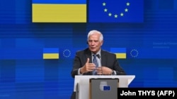 Josep Borrell az EU–Ukrajna társulási tanács ülését követő sajtótájékoztatón Brüsszelben 2022. szeptember 5-én