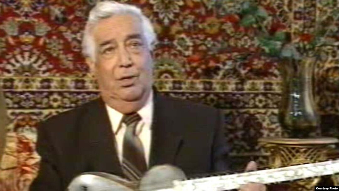 Keksa bobolar porno Donetsk viloyati, Krasnoarmeysk shahridan qizlarning samimiy fotosuratlari