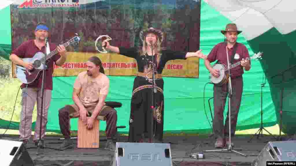 Ансамбль "Чистая река" (Екатеринбург)