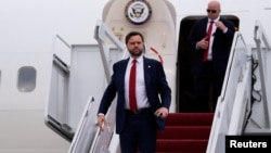 ვიზიტის მიზანი ორ ქვეყანას შორის მშვიდობის მხარდაჭერა და ახალი შეთანხმებების განვითარებაა.