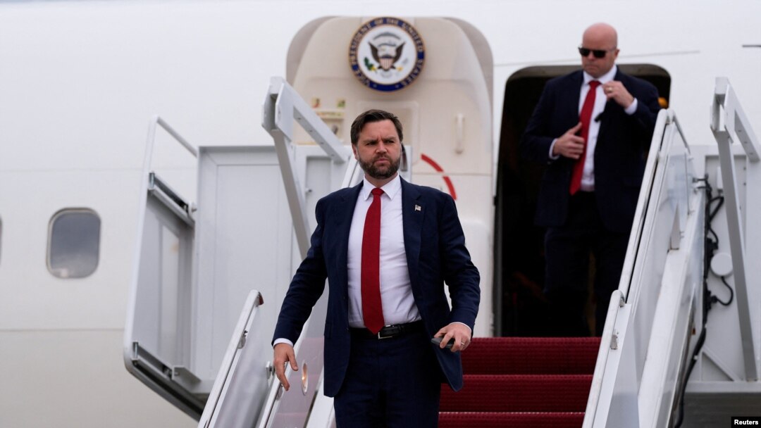 Құл бар әйел дәретханасы Znakomsiva doja sexa Mochkva және облыс