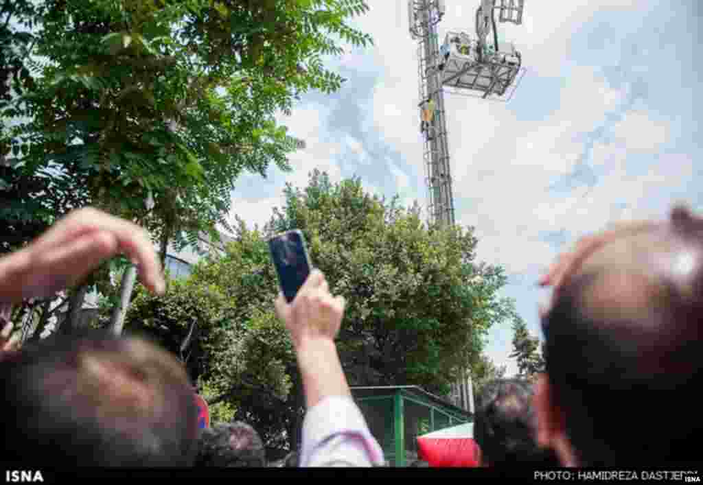 A number of Iranians have committed suicide this year in protest against social conditions in Iran, including a retired oil industry employee who set himself on fire outside the Oil Ministry over the poor living conditions endured by pensioners.