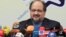 محمد شریعتمداری، وزیر صنعت، معدن و تجارت، در نشست خبری روز شنبه