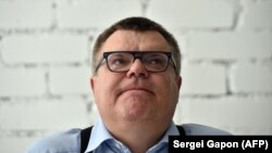 Babarika, bivši viši menadžer Belgazprombank u ruskom vlasništvu, uhapšen je u junu 2020. godine nakon što je objavio da namerava da se kandiduje za predsednika