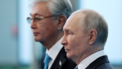 Ресей президенті Владимир Путин мен Қазақстан президенті Қасым-Жомарт Тоқаев Ресей-Қазақстан XXII өңіраралық ынтымақтастық форумына қатысты. Омбы, Ресей. 25 шілде 2026 жыл.
