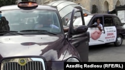 Azerbaijan -- a London taxi in Baku, 29Aug2012