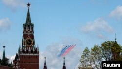 Repetiții pentru parada de Ziua Victoriei la Moscova, 5 mai 2024. Kremlinul are o săptămână încărcată: înainte de aniversarea sfârșitului războiului Vladimir Putin își inaugurează încă un mandat prezidențial. 