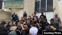 Mahmoud Ahmadinejad, Iranian ex-president, who was barred from entering a courtroom, addressing a crowd in Tehran, Feb. 14, 2018