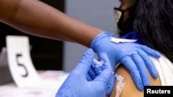 АҚШ-тағы коронавирусқа қарсы вакцина салдыратын пунктердің бірі. 